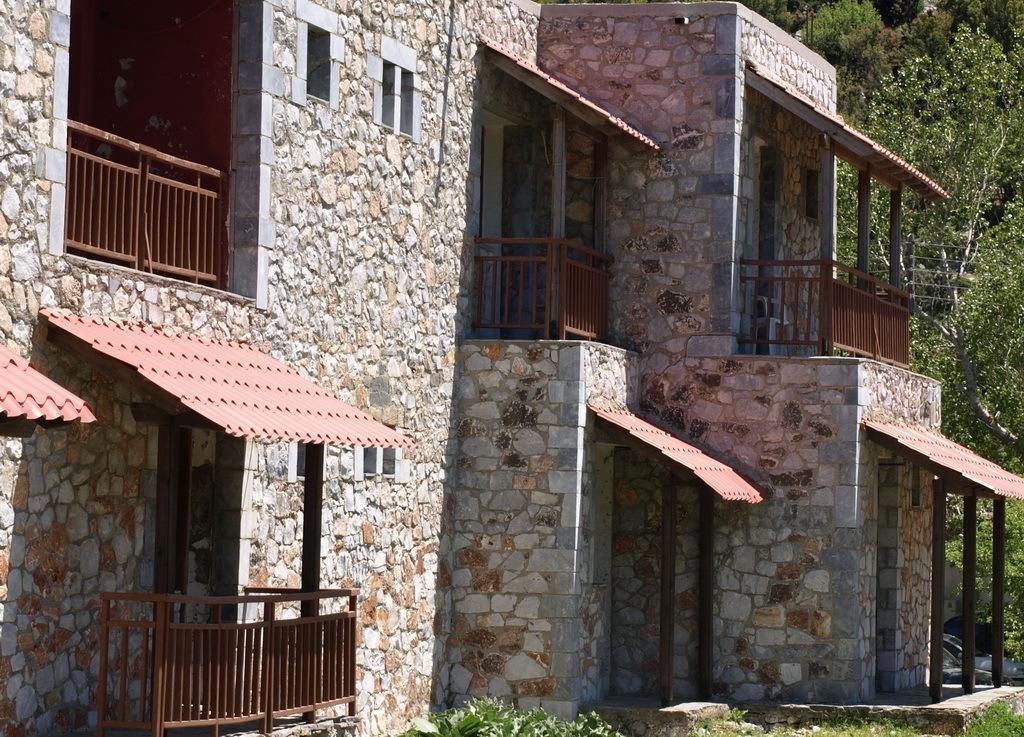 Hotel To Exari Omalós Exterior foto